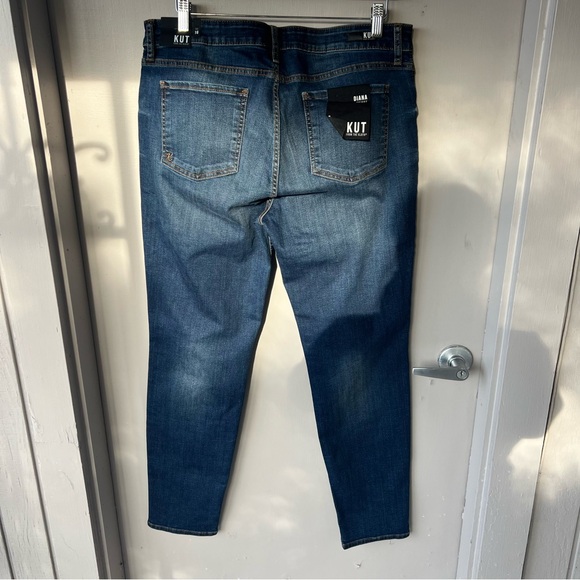 KUT from the Kloth Diana High Rise Skinny Jeans - Picture 10 of 11
